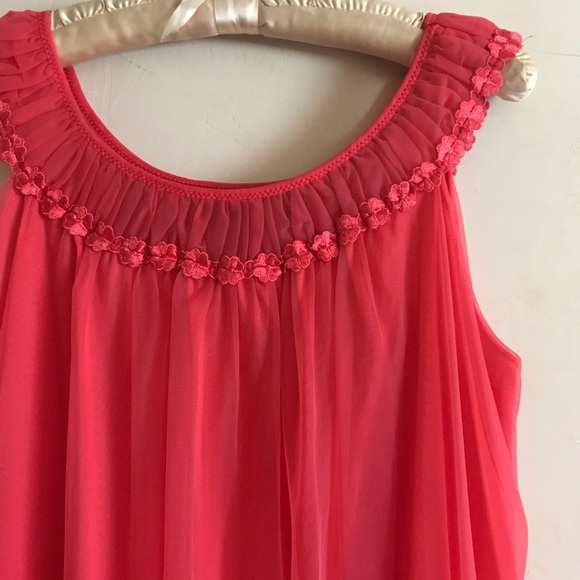 Vintage Nightgown - Picture 2 of 6